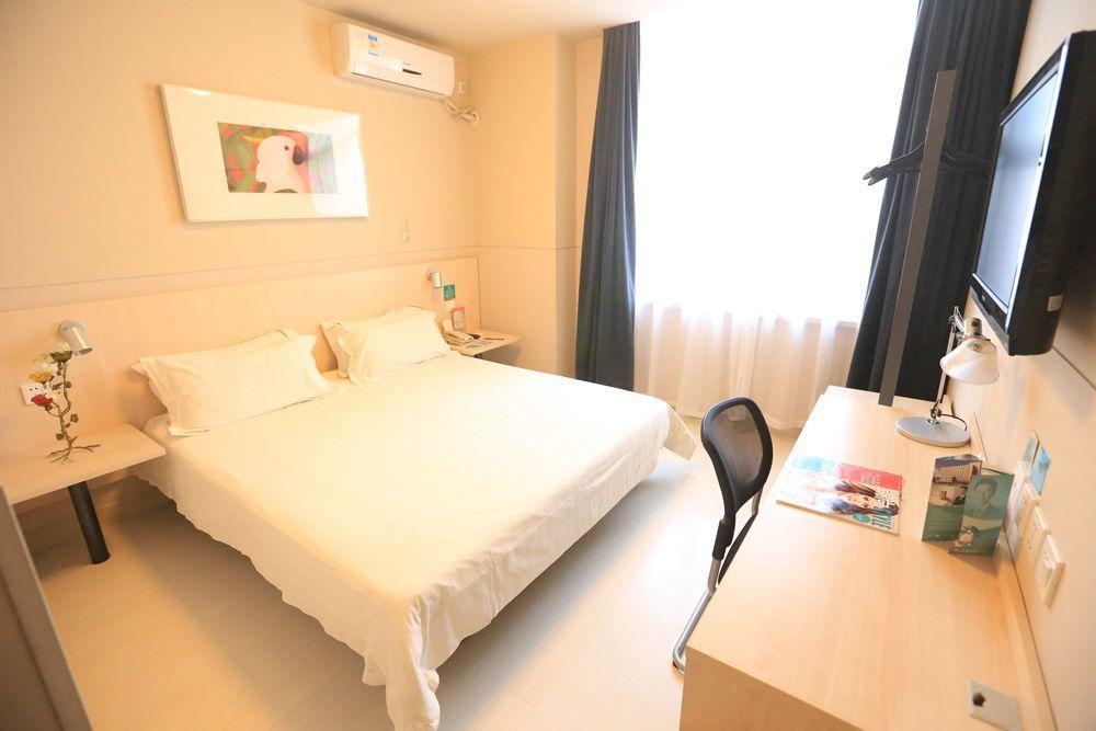 Jinjiang Inn Wanda Plaza Hotel Taiyuan Street Шеньян Экстерьер фото